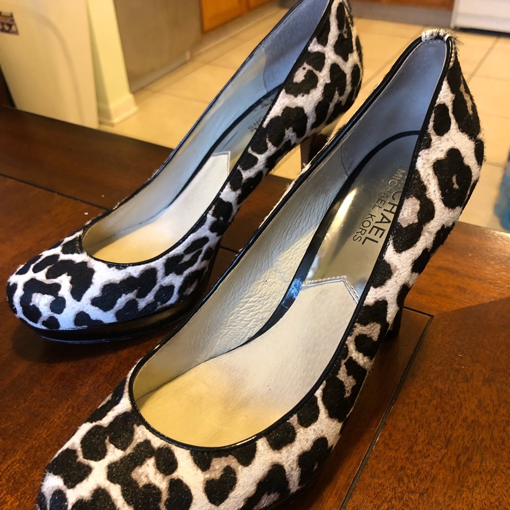 Michael Kors cheetah print size 9 heels
